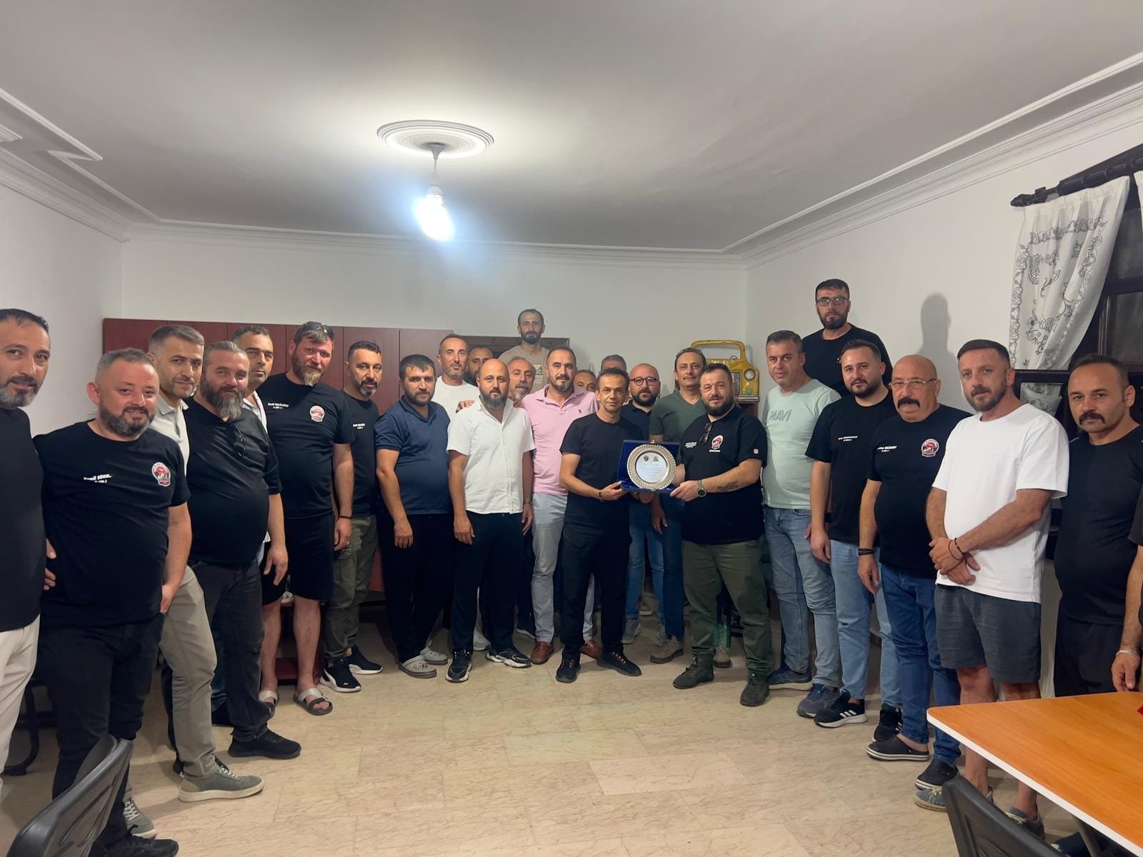 Off Road Tutkunları Kastamonu’da El Ele Verdi 8000